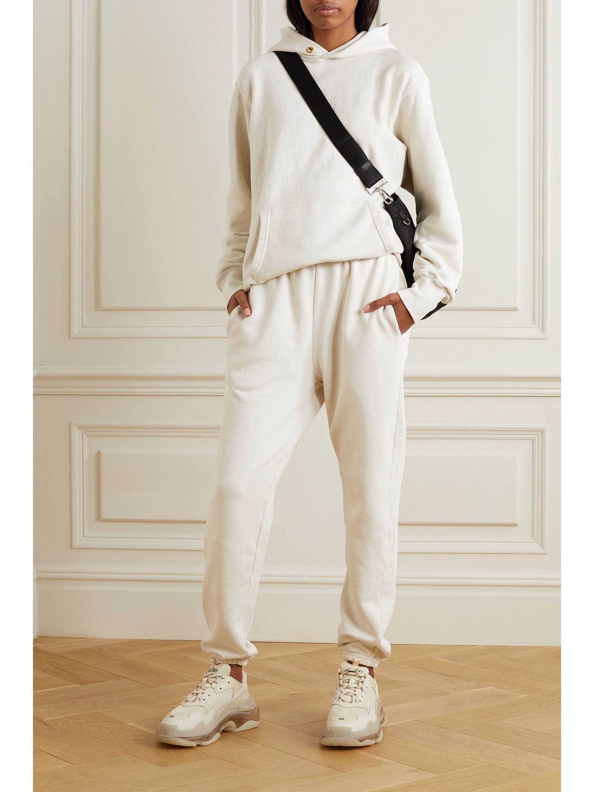 les tien track pants