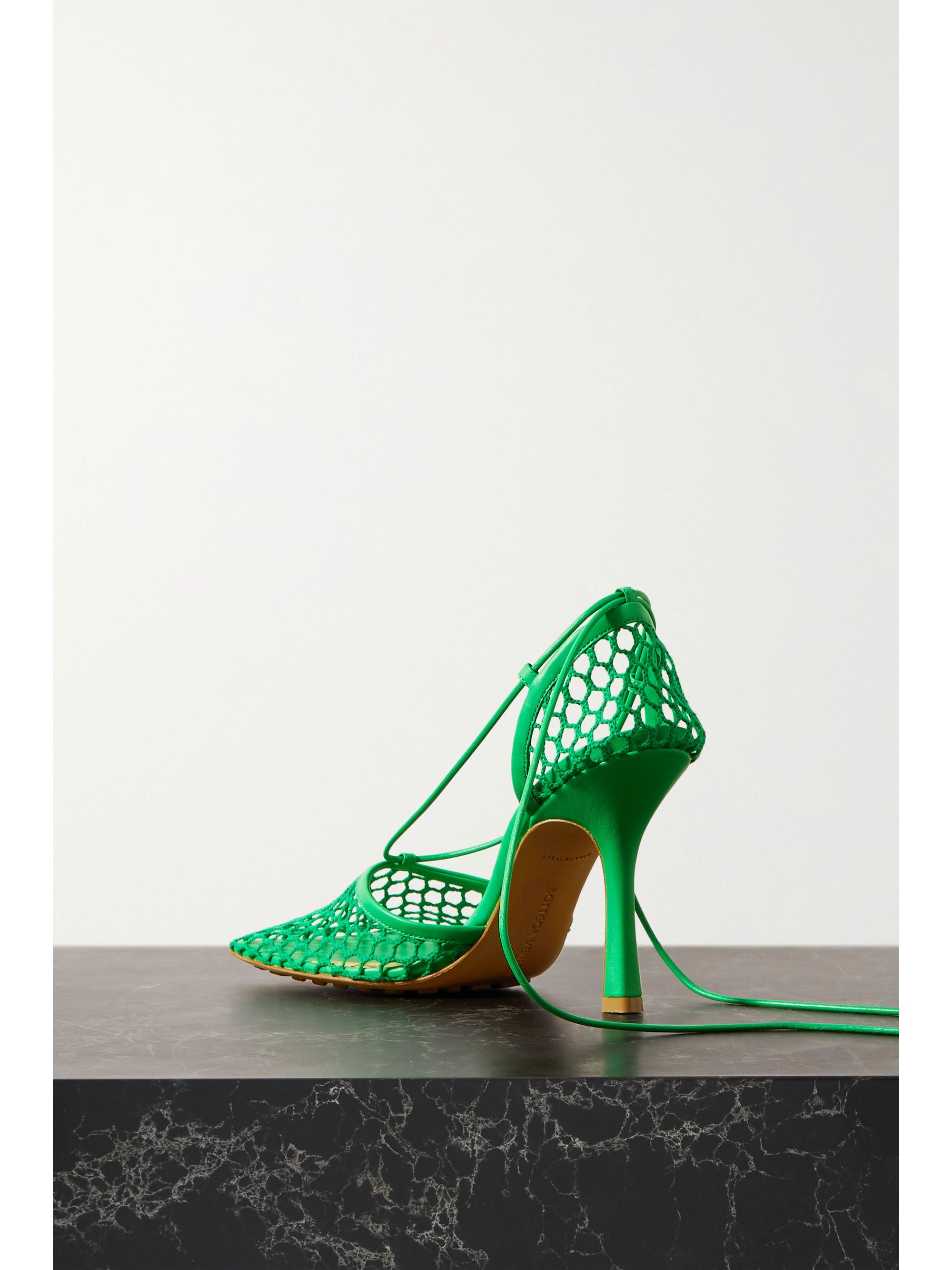 bottega veneta pumps in mesh