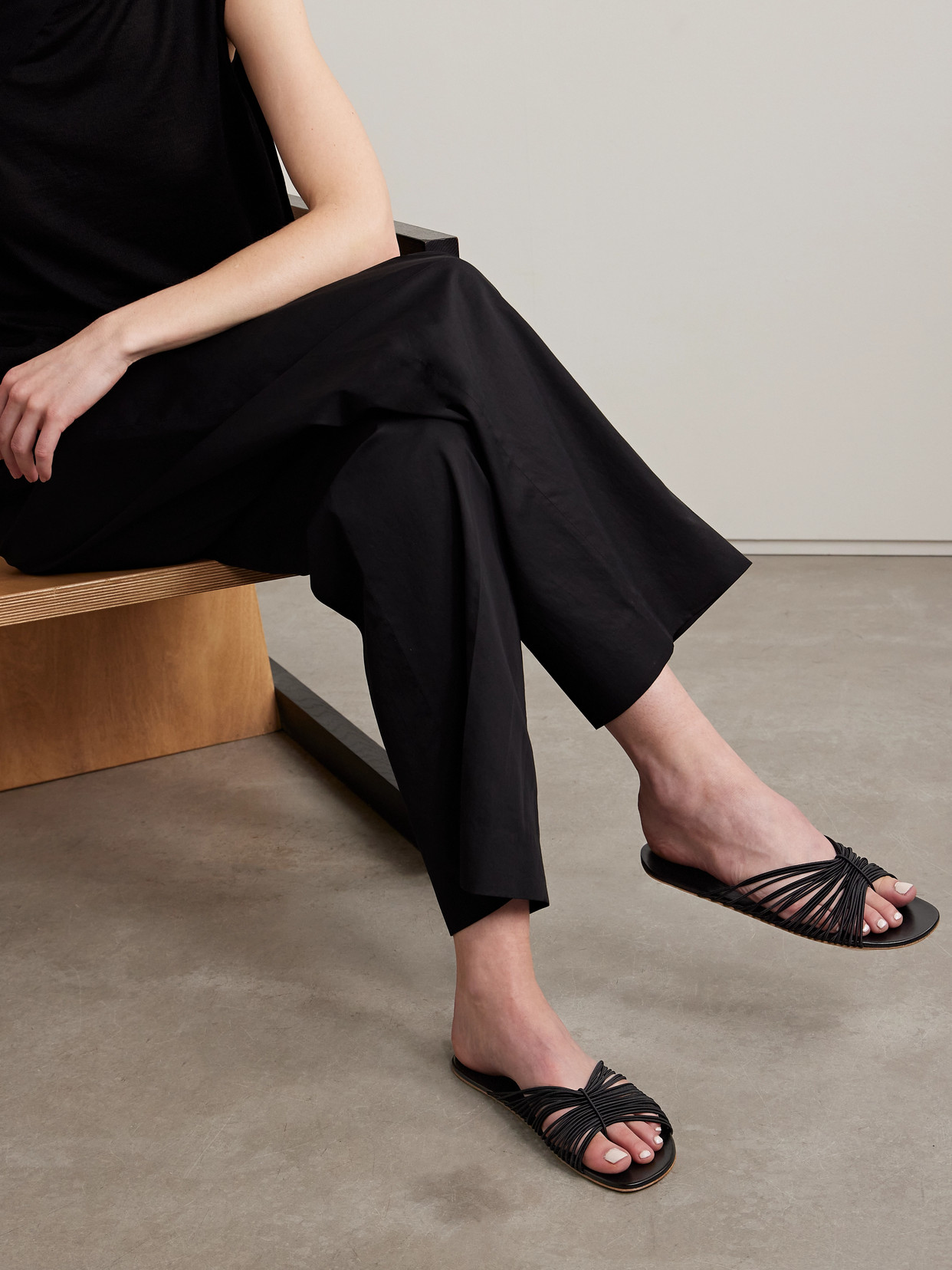 Sara Stretch Slides