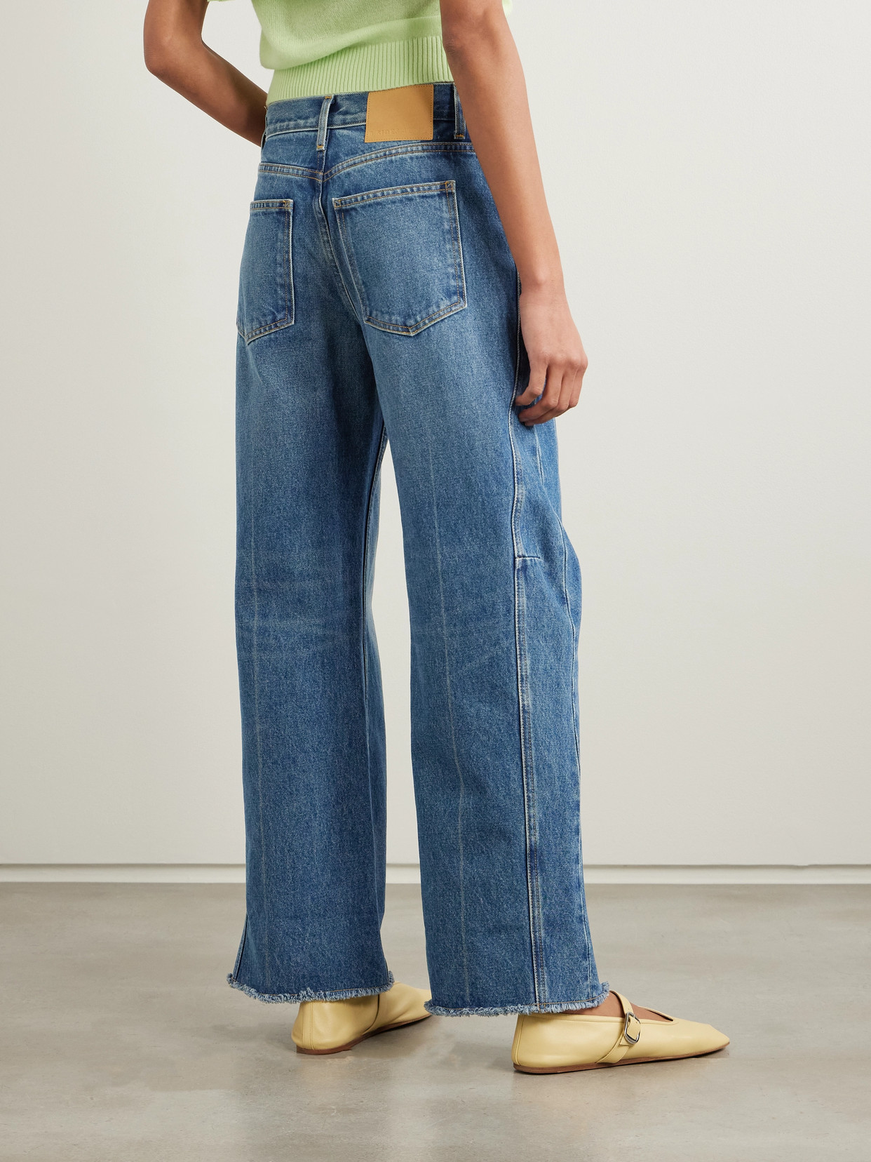 Relaxed Cuffed Lasso Frayed High-Rise Wide- Leg