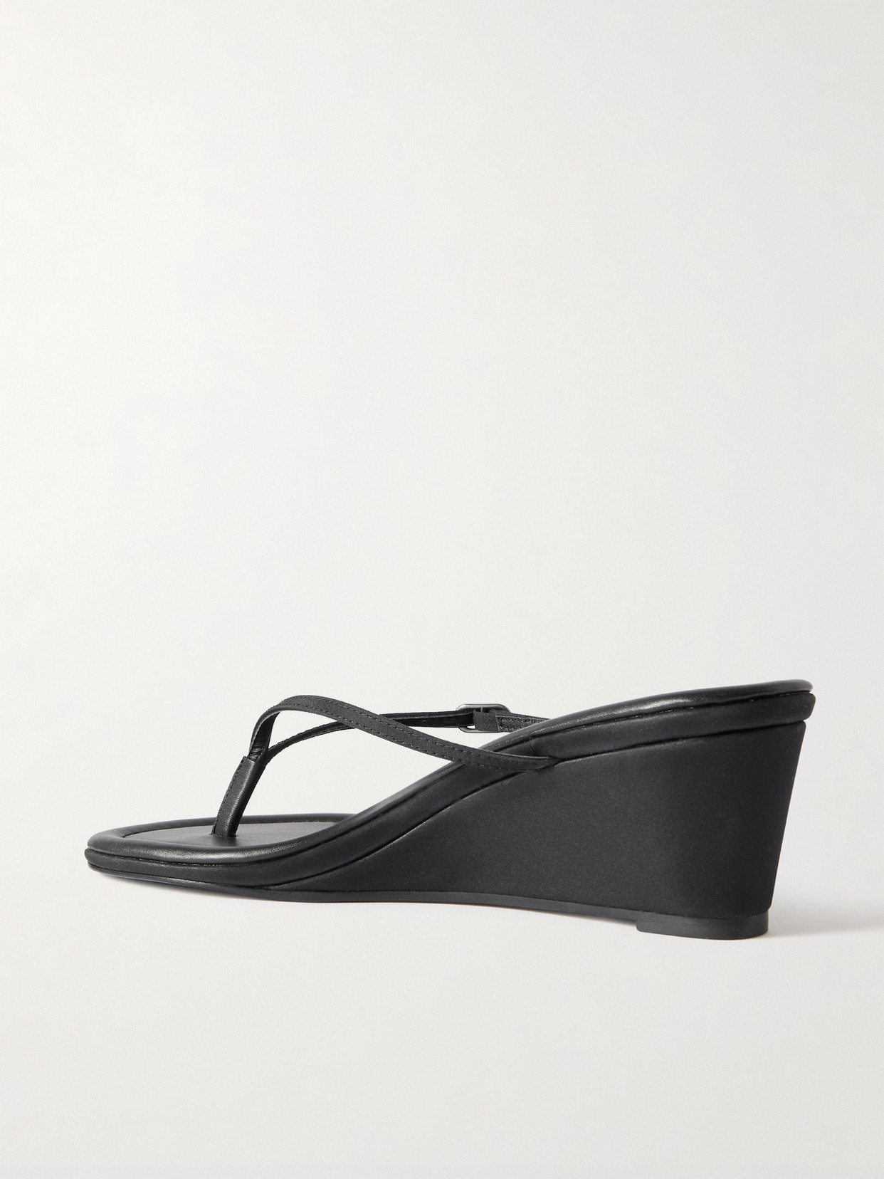 Petit Belt Recycled-Satin Wedge