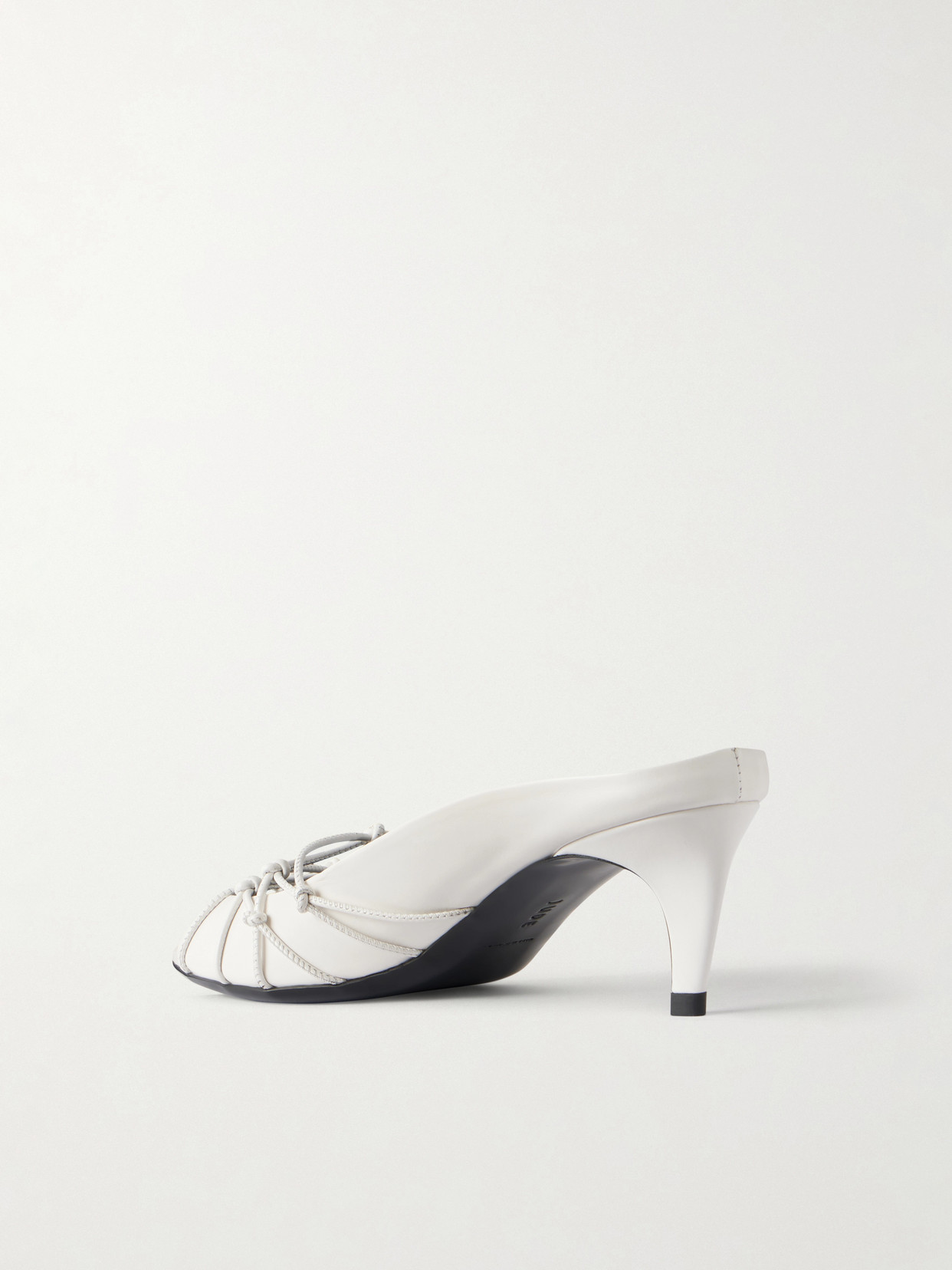 Knotty Pumps