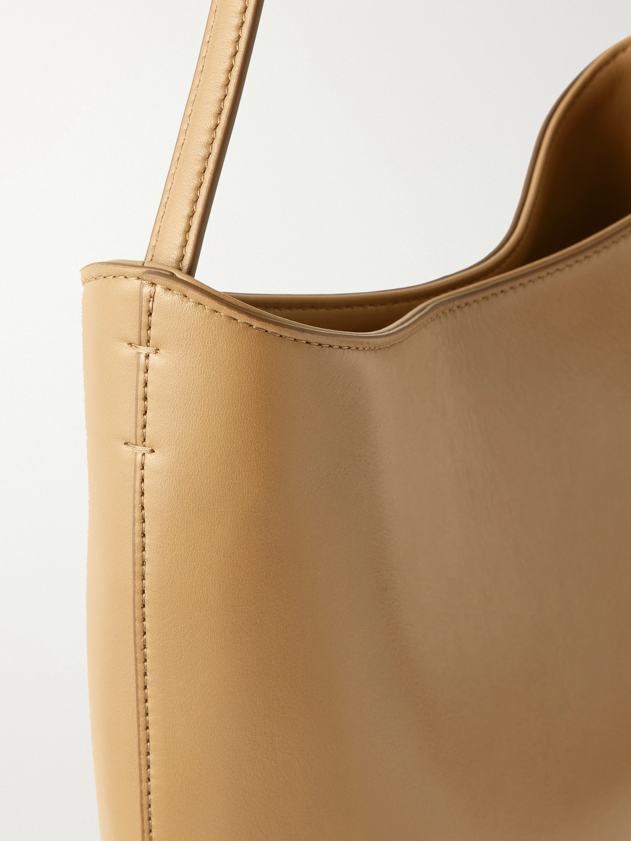 Alma Shoulder Bag