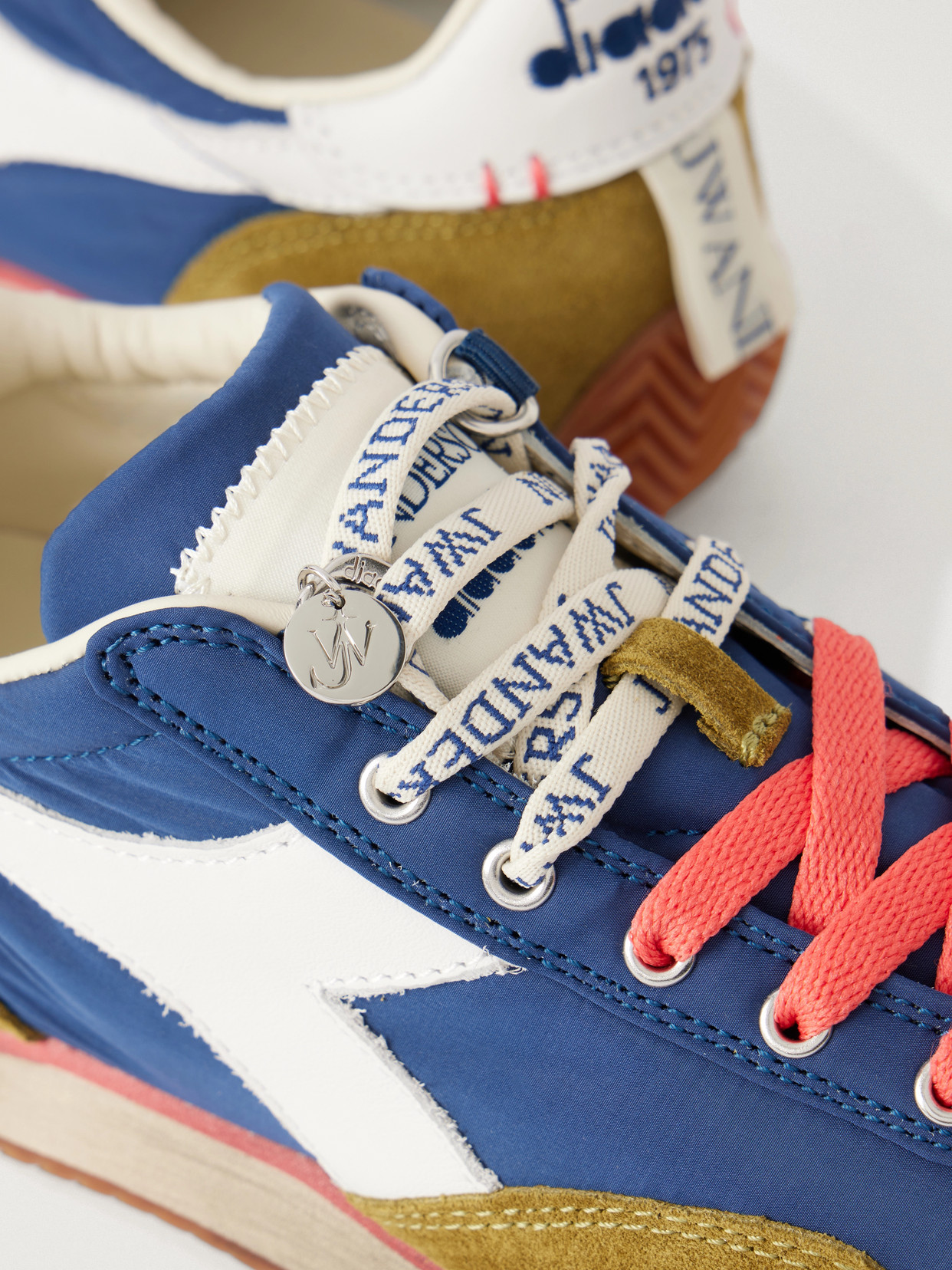 + Diadora Equipe Leather And Sneakers
