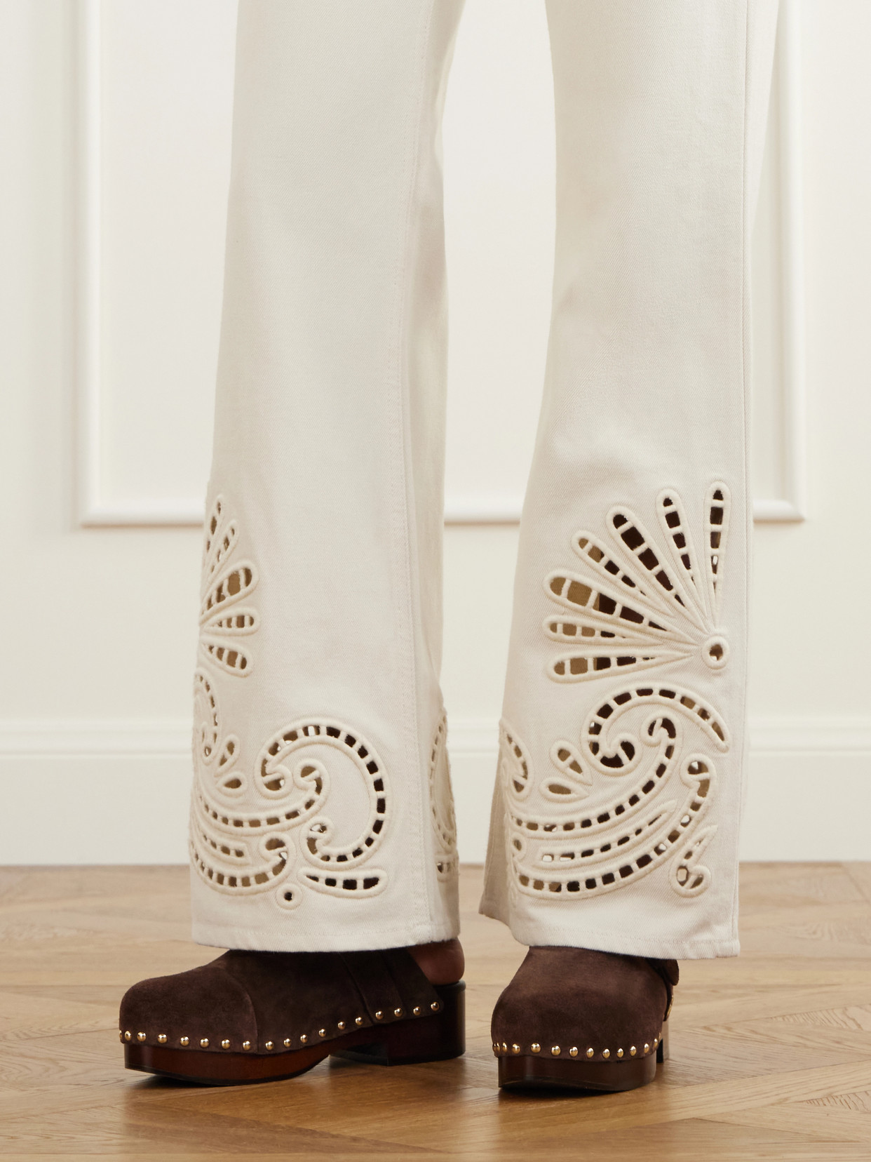 The Lou Broderie Anglaise Mid-Rise Straight-Leg Jeans