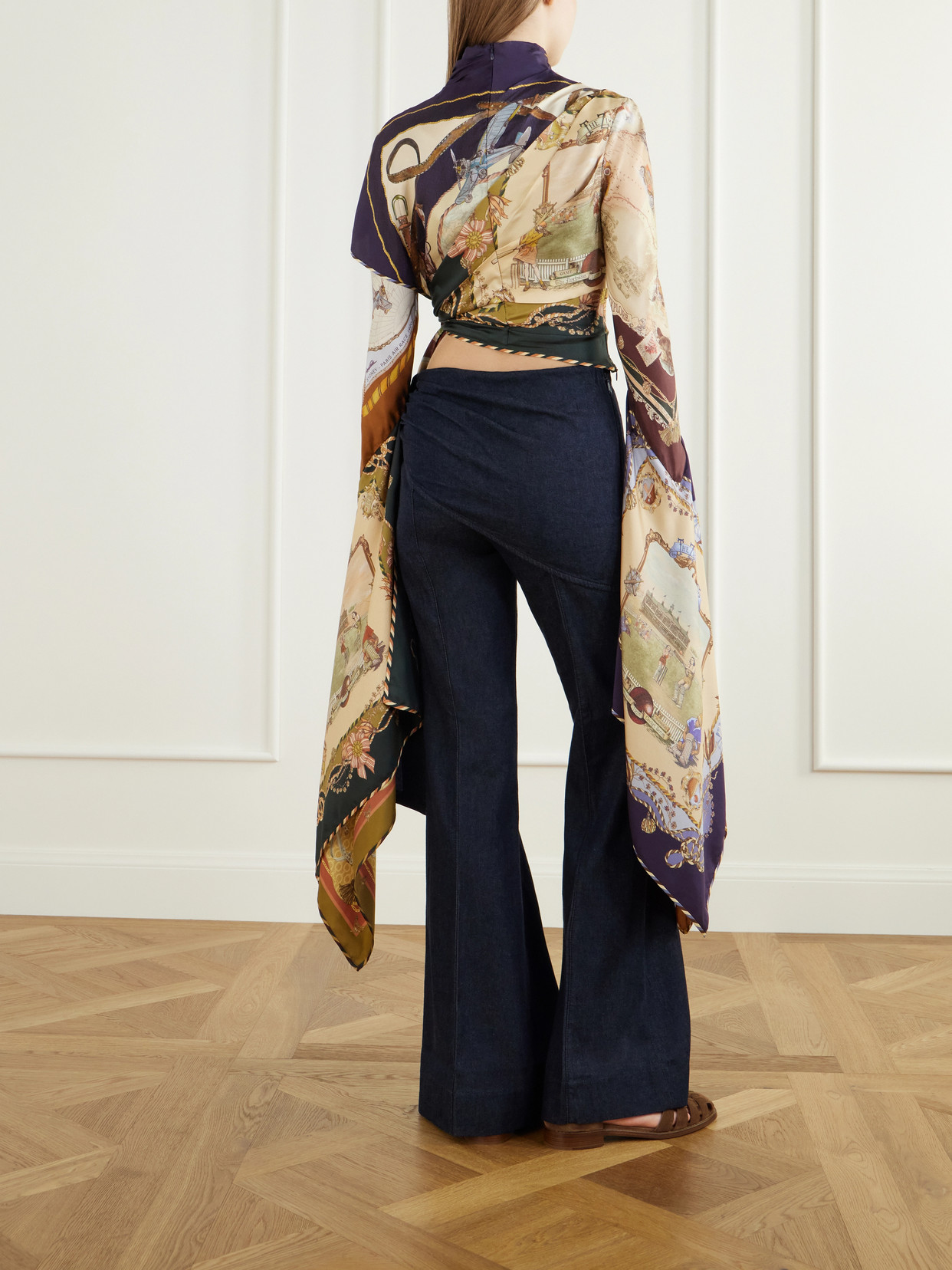 Valiant Knotted Top