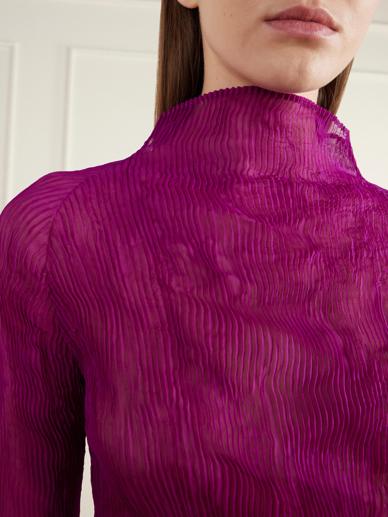 Twist Plissé-Chiffon Top