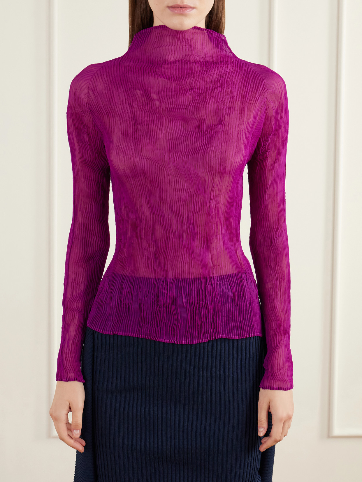 Twist Plissé-Chiffon Top