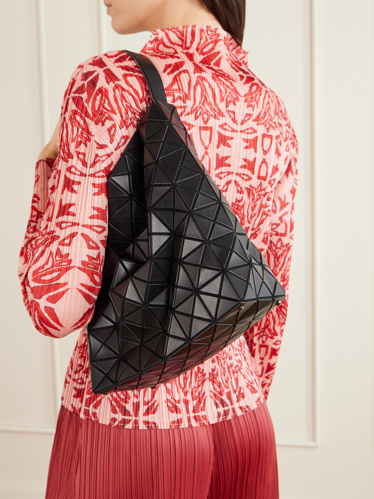 Valley Glossed Tote